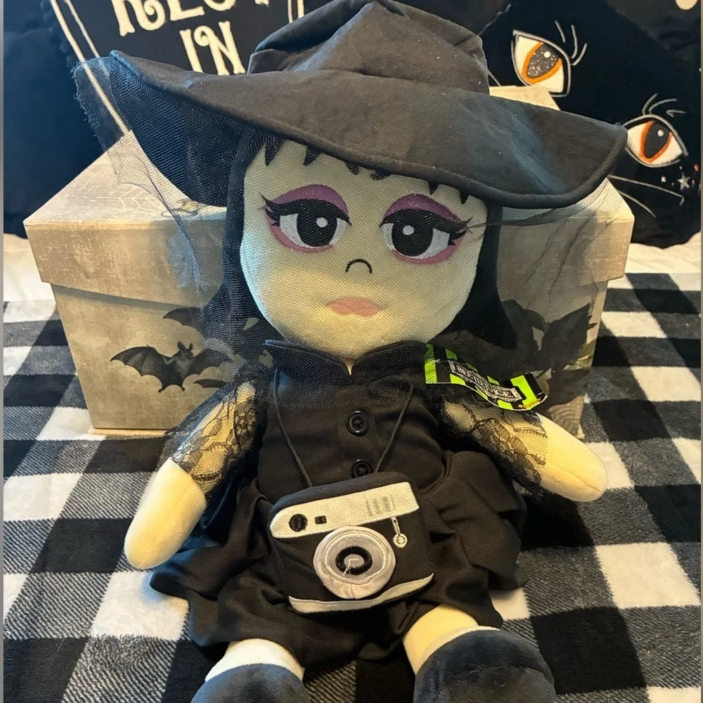 Beetlejuice Lydia Doll Soft Body Collectable Black Gothic Dress NWT - Picture 1 of 9